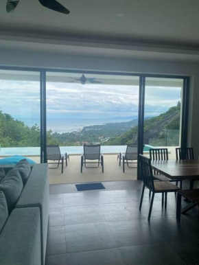 Villa Staring at the sea 3/4 ch jacuzzi piscine